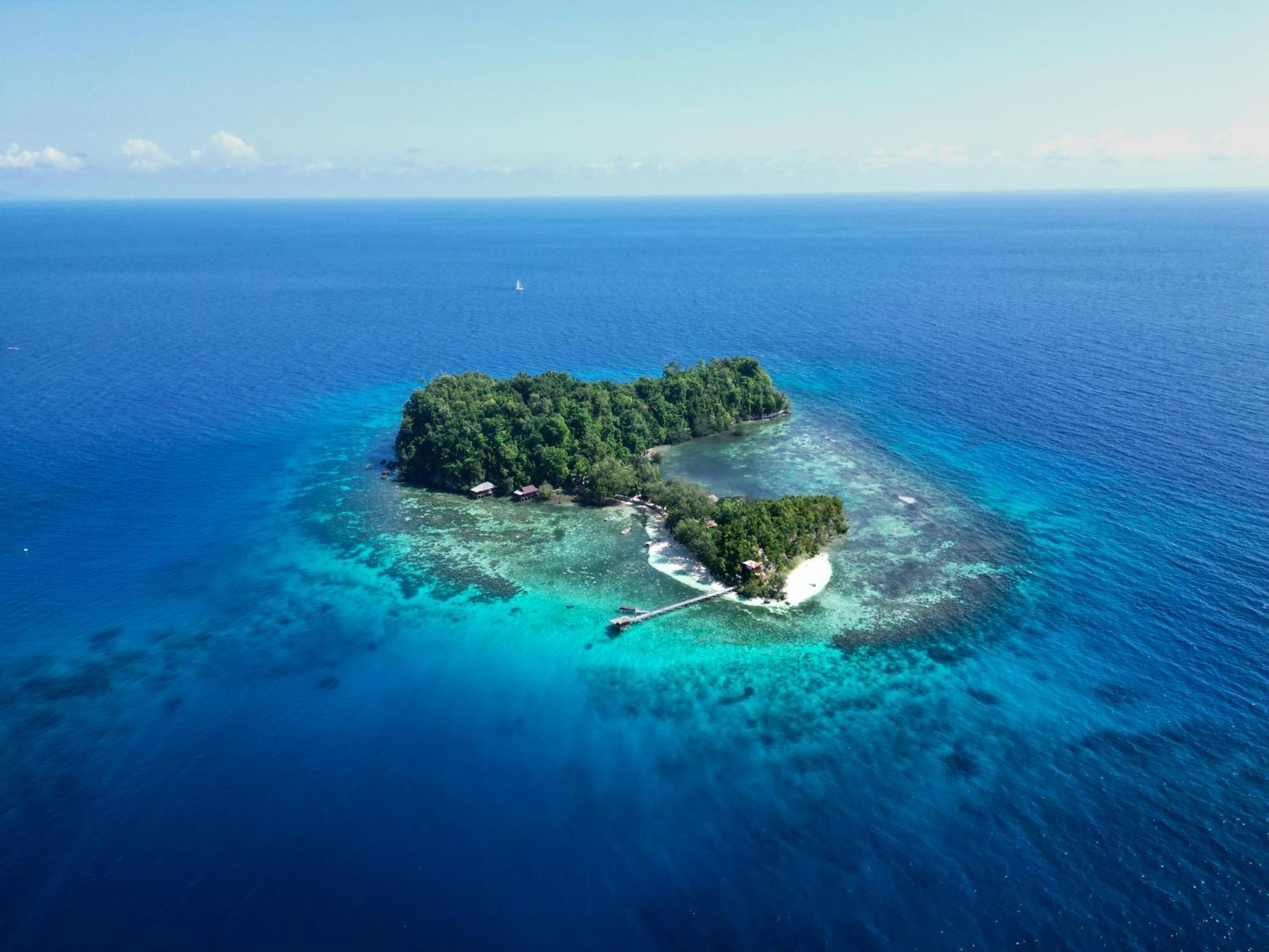 Bolilanga Island Resort - Togean Island Angkayo Luaran gambar