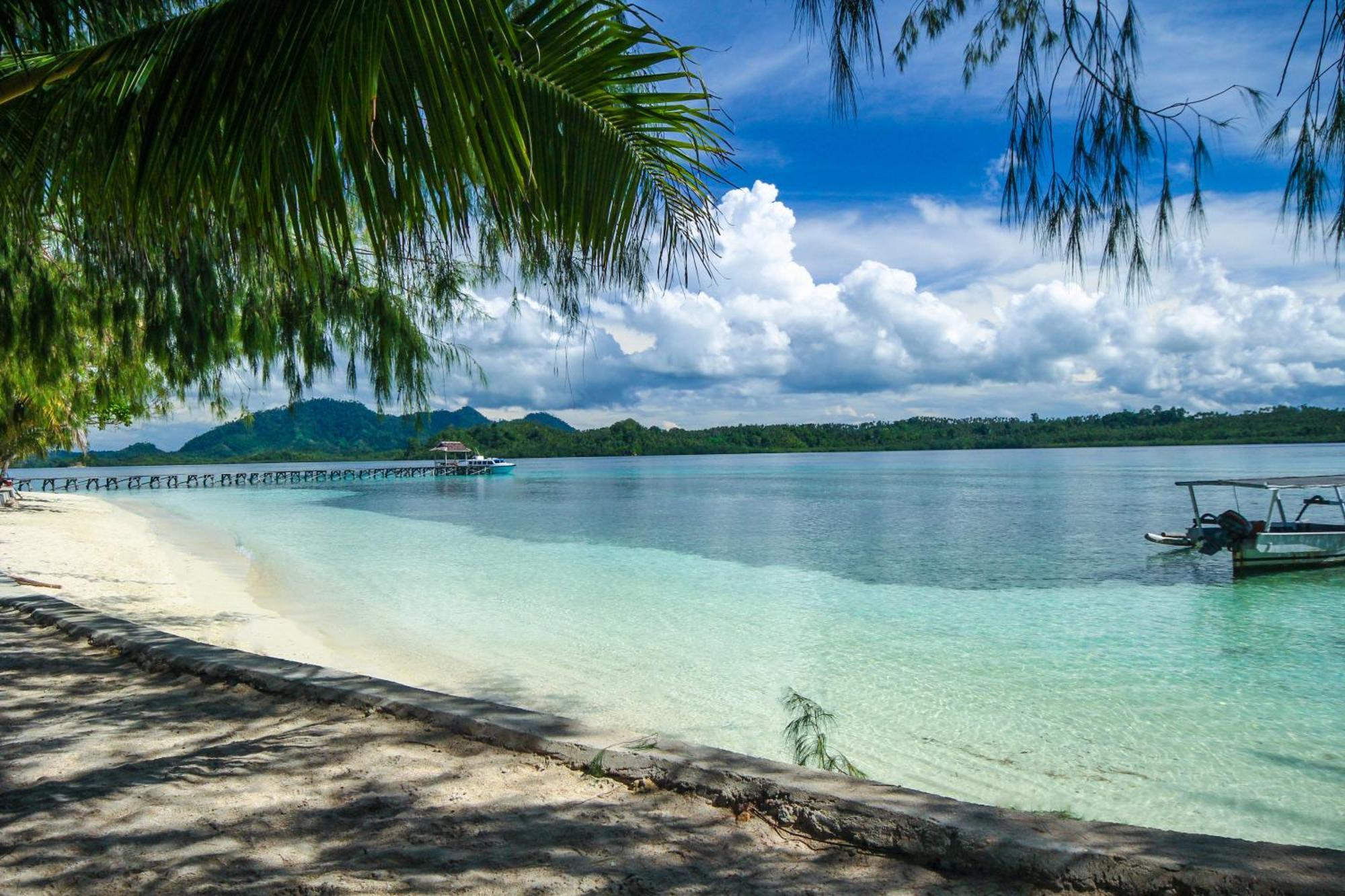 Bolilanga Island Resort - Togean Island Angkayo Luaran gambar